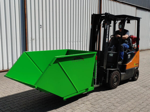 Schuttmulde von Bergmann zum Transport innerhalb des Firmengeländes zu Abfallbehälter