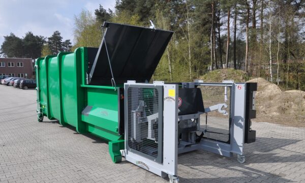 Sicherheitsgitter an externer Kippvorrichtung