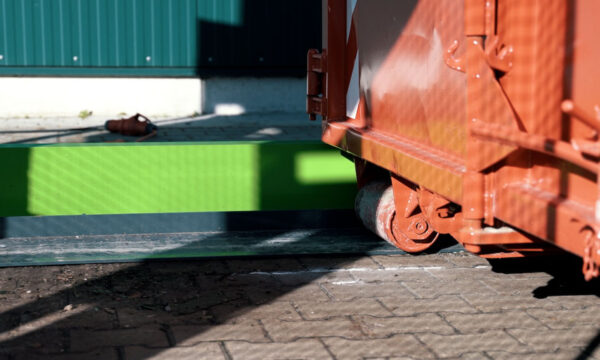 Leitblanken für Abrollcontainer