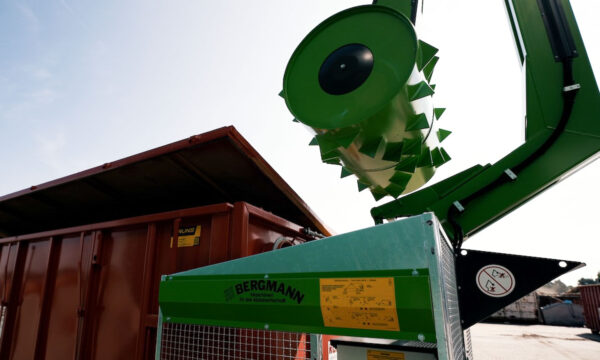 maximaler Winkel um Containerdeckel zu bewegen