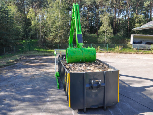 verdichtes Holz durch Roll-Packer