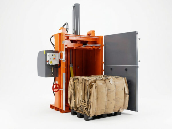 Bergmann-OHG-Ballenpresse-500K-E1