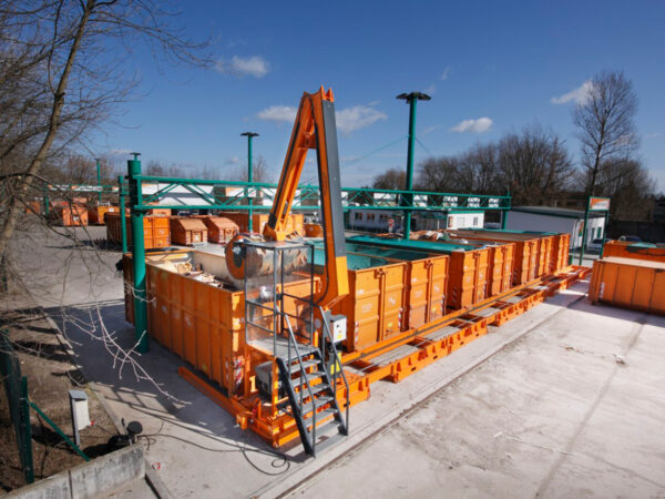 Roll-Packer Verschiebeanlage auf Wertstoffhof