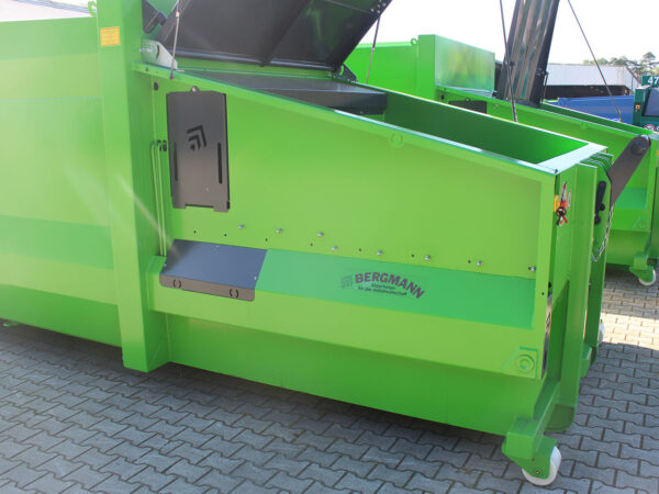 Detailansicht Abfallpress Container vorne